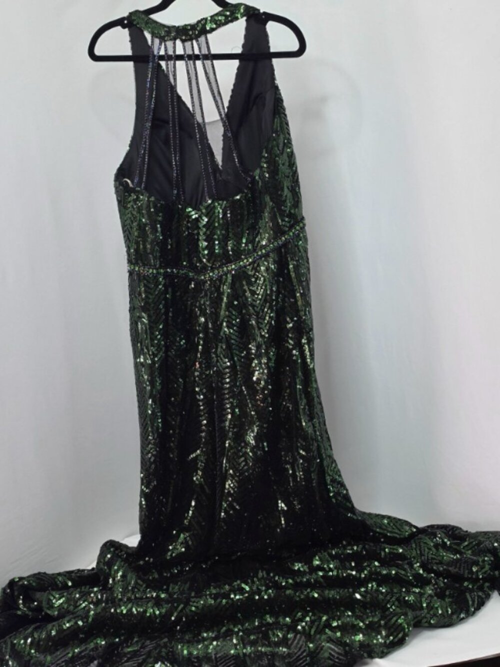 Faviana Green Black Sequin Beaded Halter Formal Gown Evening Prom Dress